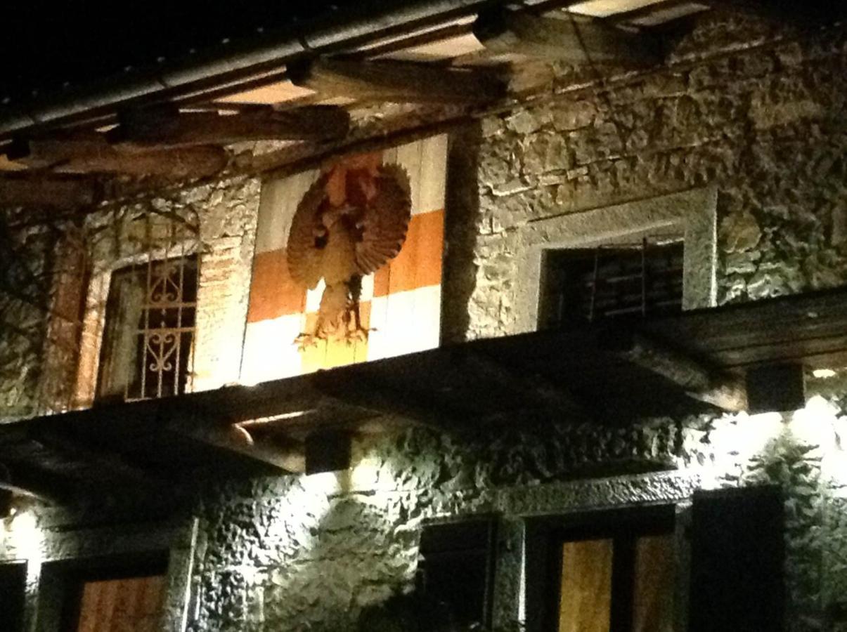 Torre Del Grifone Nel Medioevo Di Cividale Del Friuli Villa Faedis ภายนอก รูปภาพ